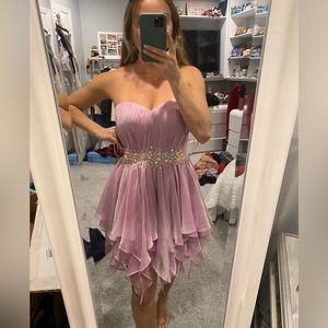 Lavender short prom dress. Very very flattering on.